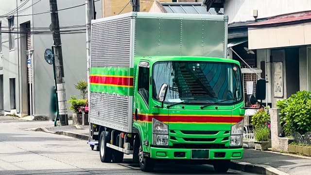 24167646_s