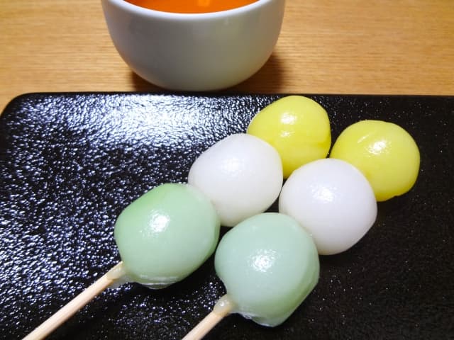 3949